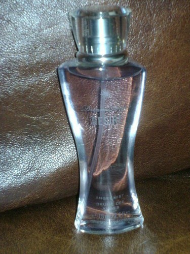 NEW Victoria's Secret Dream Angel DESIRE Fragrance Mist Spray 2.5 fl oz Perfume! - Picture 3 of 4