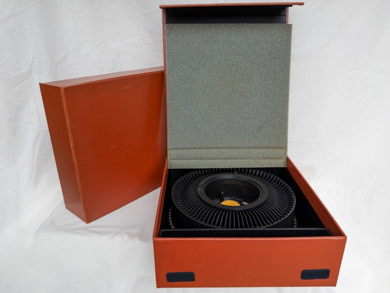 2- Kodak Carousel 80 Slide Tray & Transvue Cases