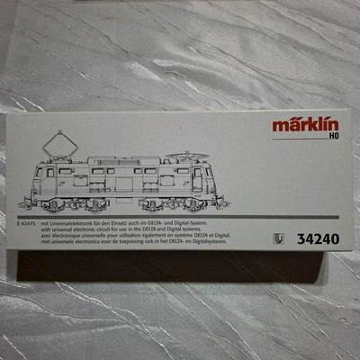 Märklin H0 Elektrolok E 424 FS weiß/blau/grau, Nr. 34240, OVP,Delta/Digital-neu!