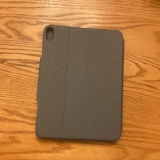 Logitech Folio Touch iPad Keyboard Case with Trackpad Graphite, Model 820-009576