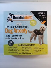 THUNDER SHIRT FOR ANXIETY IN DOGS Medium 21" to 25" Chest 26-40 lbs UNUSED