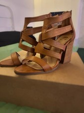 Brown Strappy Sandals With Heel
