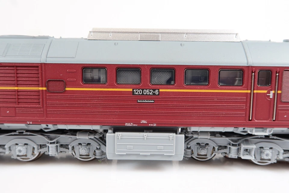 Märklin 39200 Diesellok BR 120 der DRB mfx+ DCC Vollsound in OVP  - Bild 4 von 4