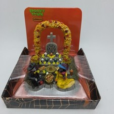Lemax Spooky Town Día de los Muertos 93413 Mesa Iluminada Acento Retirado