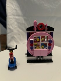 LEGO DC Super Hero Girls: Harley Quinn Dorm (41236) COMPLETE with instructions