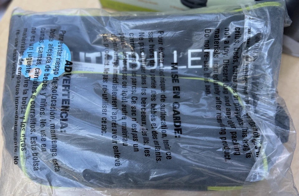 Magic Bullet NutriBullet 12-Piece 600W Blender Set NEW w/ Carry Bag - Image 2 of 4