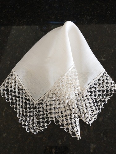 Vintage Unused NOS Linen Wedding Hankie 2" Hand Crocheted Border Handkerchief - Picture 7 of 8