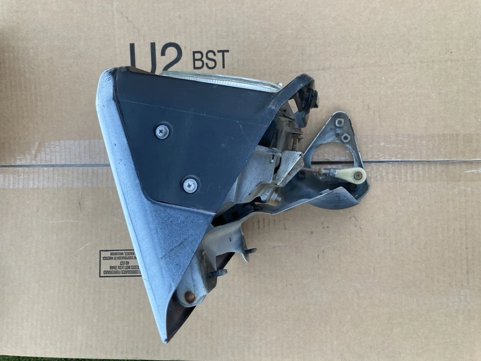 1986-1992 Toyota supra headlights with motors  - Image 4 of 4