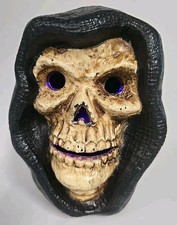 Skull Head Eyes Nose Mouth Light Color Changing Halloween Prop Decoration 7.5