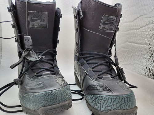 Nike SB Zoom Kaiju Snowboard Boots 