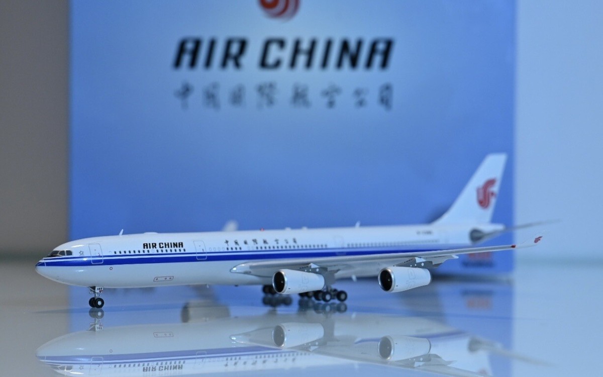 AIR CHINA A340-300 フェニックス1/400 1:400 Aviation400 Air China A340-300 B-2389 AV4004 | eBay