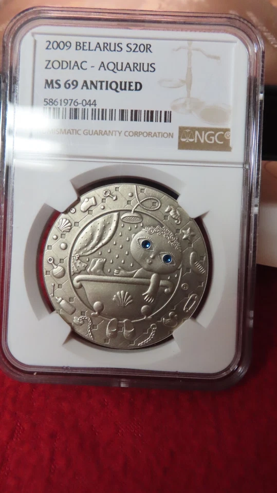 Moneda de plata Ojos de Swarovski de 1 oz signos del zodiaco de Bielorrusia Acuario NGC PCGS MS69 1 oz .999 Foto 2 de 4
