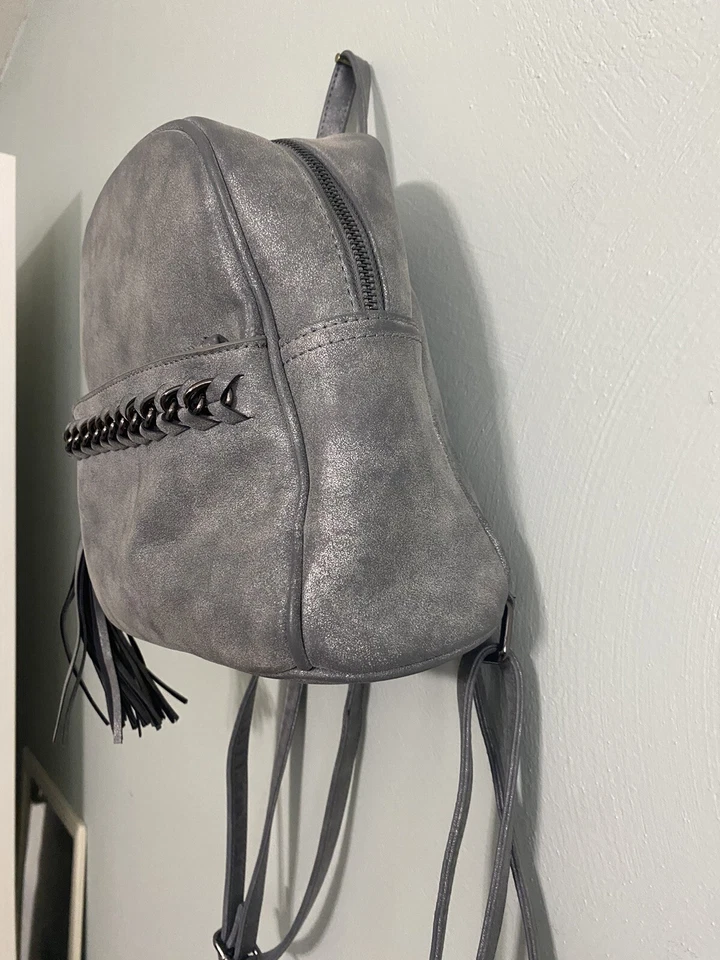 Mini mochila Charlie Gun gris metal encantadora Foto 2 de 4