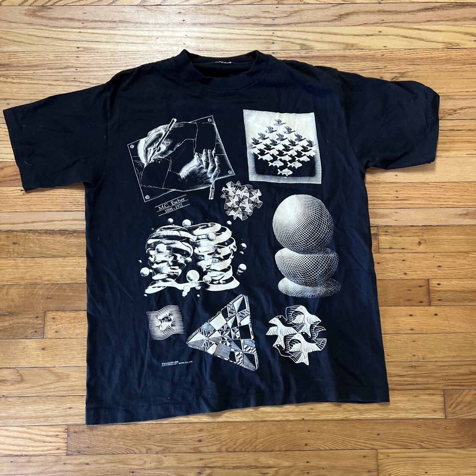 90s Art T M.C. Escher エッシャー スカルEYE Tシャツ