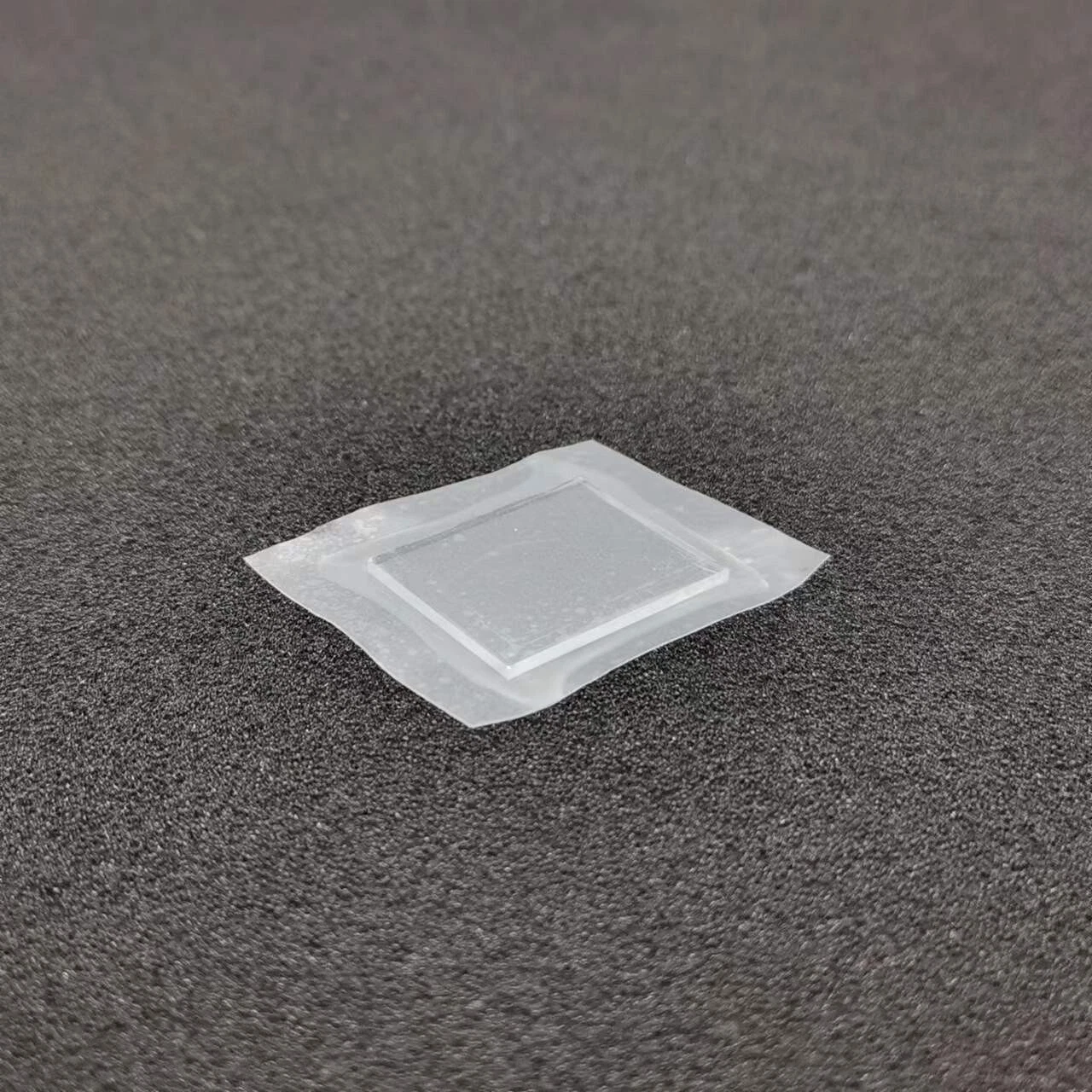 Optical Glass High Light Transmittance AR Coated 28*22 mm Thickness 1.5mm 1PCS