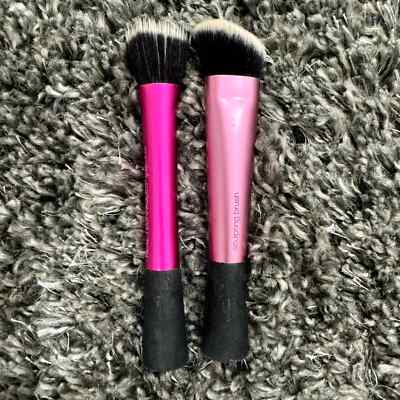 Real Techniques Set of 2 Face Makeup Brush
