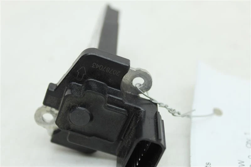 Used Fuel Injection Air Flow Meter fits: 2014 Chevrolet Impala  Grade A Foto 3 de 4