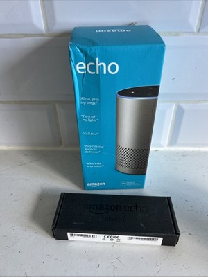 Amazon Echo 2. Generation Smart Lautsprecher in Silber Optik. + Fernbedienung 