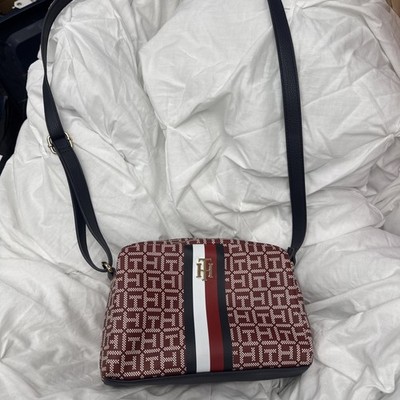 Tommy Hilfiger Purse Crossbody Bag Monogram Logo TH Small Black Compartments
