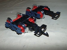 LGB G  22184  - 22185 WALT DISNEY MOGUL FRONT & REAR TENDER TRUCKS WITH PICKUPS