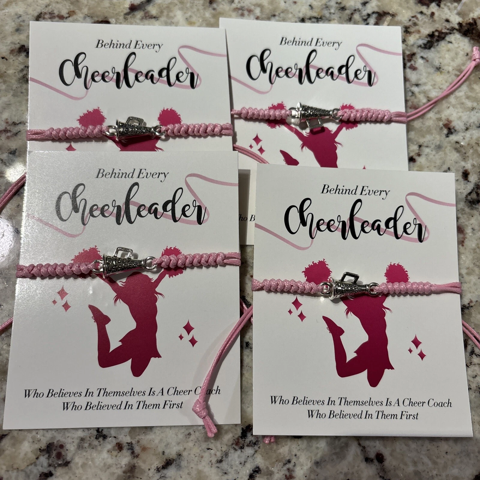 Set 4 Braccialetti Cheerleader Cheer Coach Nuovi con etichette **Regali**Banchetto** Fine Stagione