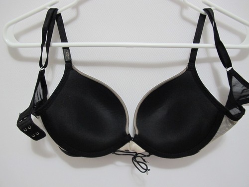 NWT Victoria's Secret Very Sexy Black Lace Up Push Up Bra 32C Cheekini Panty XS - Picture 11 of 11