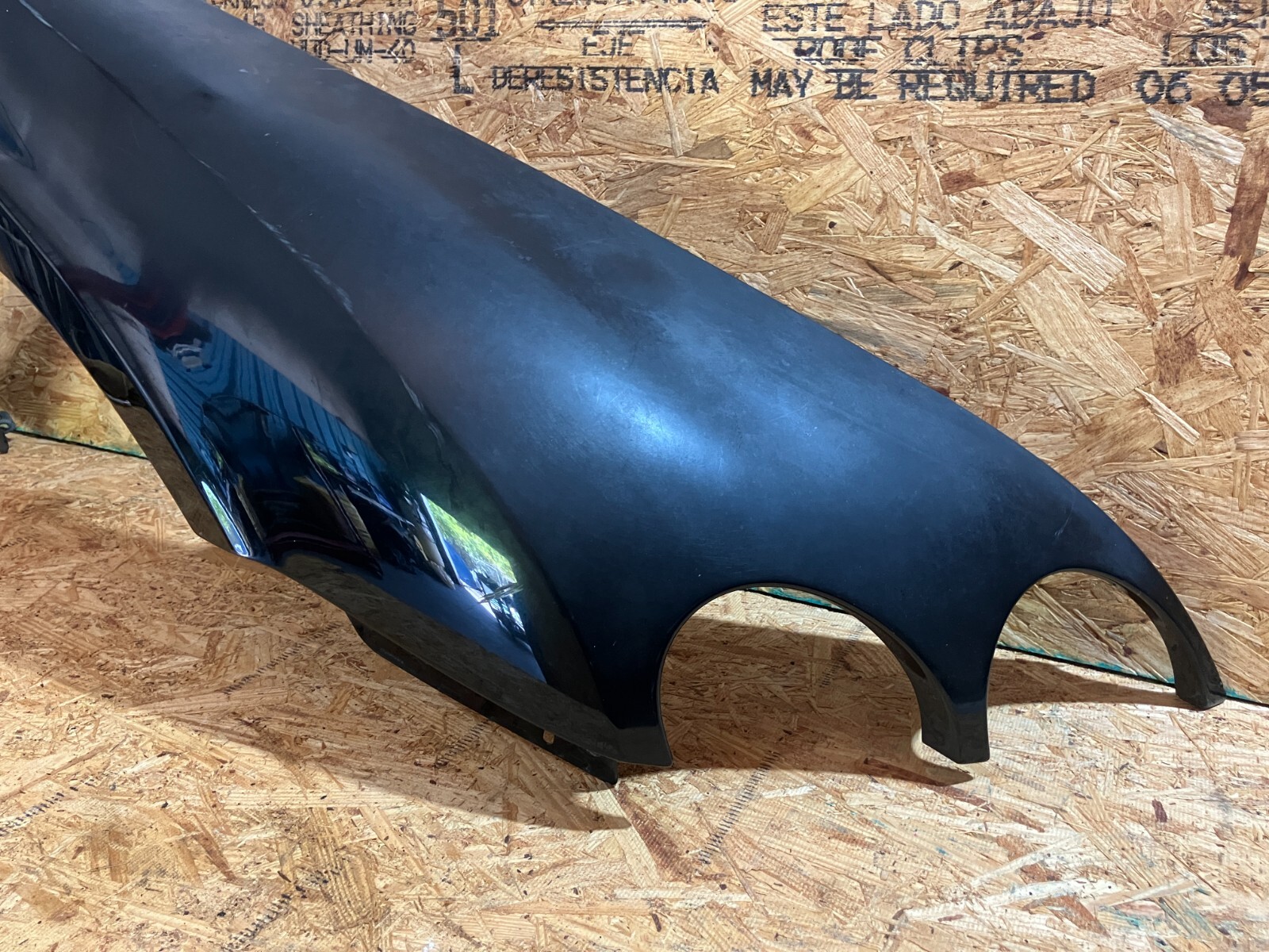 06-13 Bentley Continental Flying Spur Passenger RH Side Fender LOCAL PICKUP ONLY