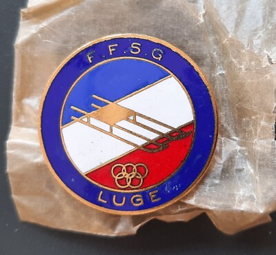 OLYMPISCHE SPIELE Abzeichen SKI BERG FFSG FÖDERATION FRANKREICH SPORT EISSCHLITTEN