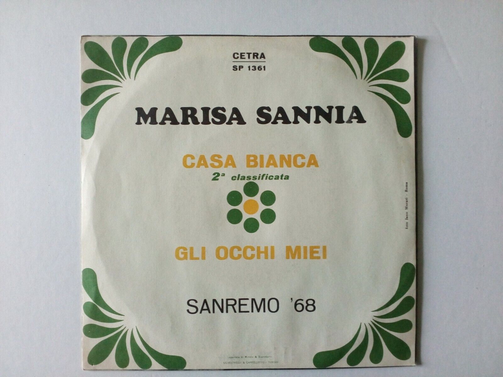 Foto 2 di 2