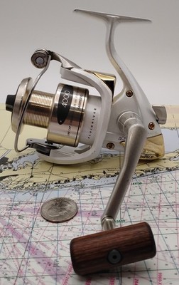 SHIMANO STRADIC 4000FG SPINNING FISHING REEL *SUPER-4-MEDIUM ACTION FISHING !!