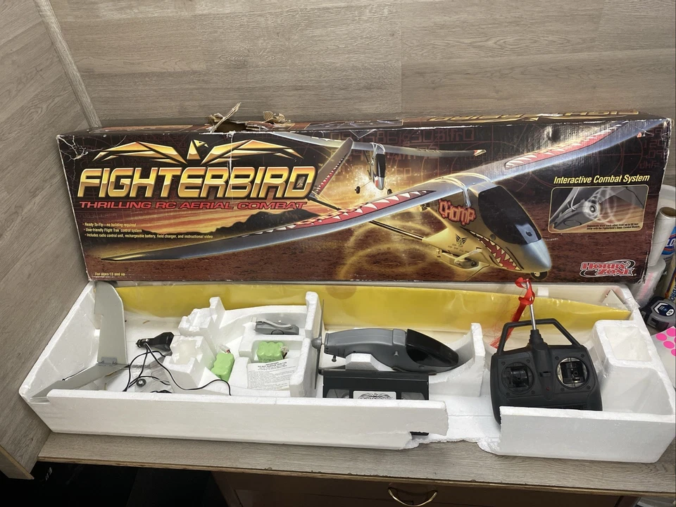 AVIÓN ELÉCTRICO R/C FIGHTERBIRD DE HOBBY ZONE (HBZ4000) Foto 2 de 4