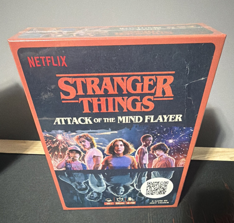 Netflix Stranger Things: Attack of the Mind Flayer Card Game, Bluffing 4+ 10+