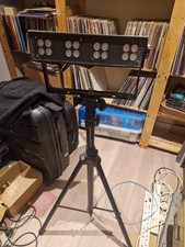 SOUND TO LIGHT/CHASE/WASH LED LIGHTING TRIPOD