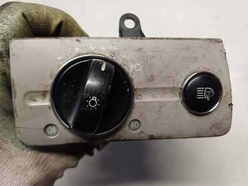 15E* Mercedes-Benz E W211 Xenon Scheinwerfer Lichtschalter Taster A2115450104