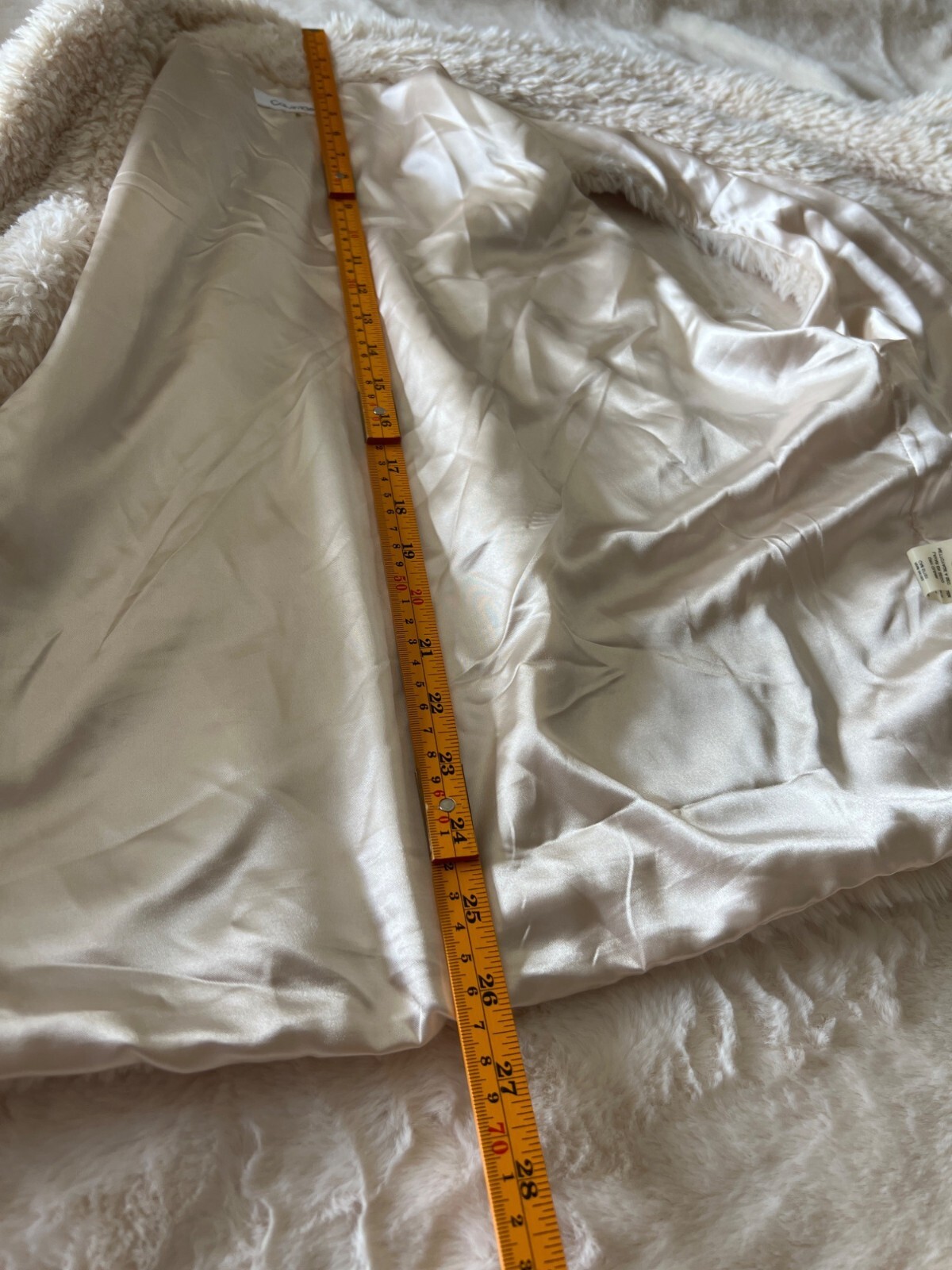 Calvin Klein Faux Fur Vest - Size XL - NWT - Cream White - MSRP $109.50 thumbnail 7