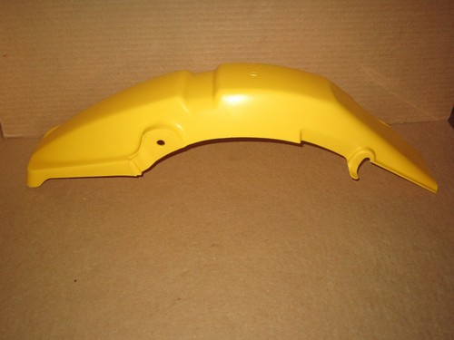 SUZUKI NOS VINTAGE - REAR FENDER - RM50 - RM60 - 63111-46610-163
