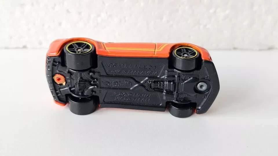 HOT WHEELS XI622 2013 HOT WHEELS CHEVY CAMARO SPECIAL EDITION | eBay
