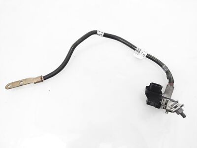 Crochet Ceinture Arrière Nissan Primera P11 – Réf 88862 2F010 – Occasion