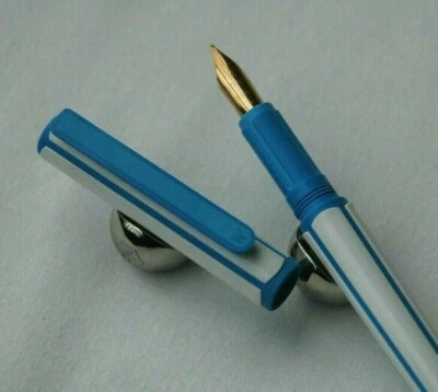 VINTAGE ET MYTHIQUE STYLO PLUME WATERMAN ANNEES 80/90 NEUF DE STOCK H210J8