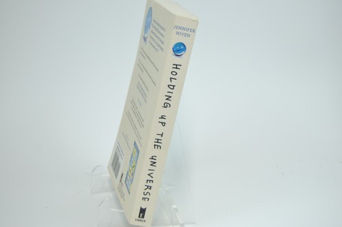 Holding Up The Universe By Jennifer Niven - Picture 3 of 7