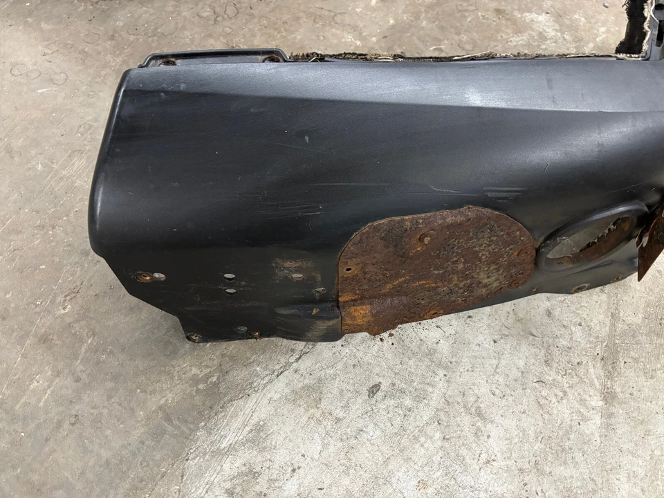 Polaris Right fender panel classic 800 2008-2013 RMK Switchback Dragon IQ Shift - Image 2 of 4