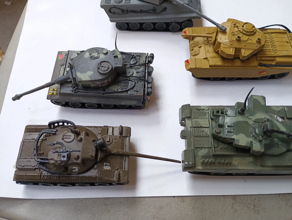  Update:Zylmex Tanks. 1:87 Diecast. Missing A Couple Antennas 6 Different Types  - Image 2 of 4