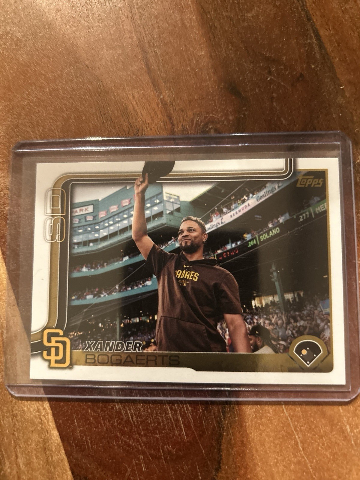 2025 Topps Series 1 - Xander Bogaerts #19 Golden Mirror Image Variation