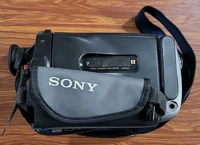 Sony Handycam Vision CCD-TRV22 Video8 Camcorder (For Parts or