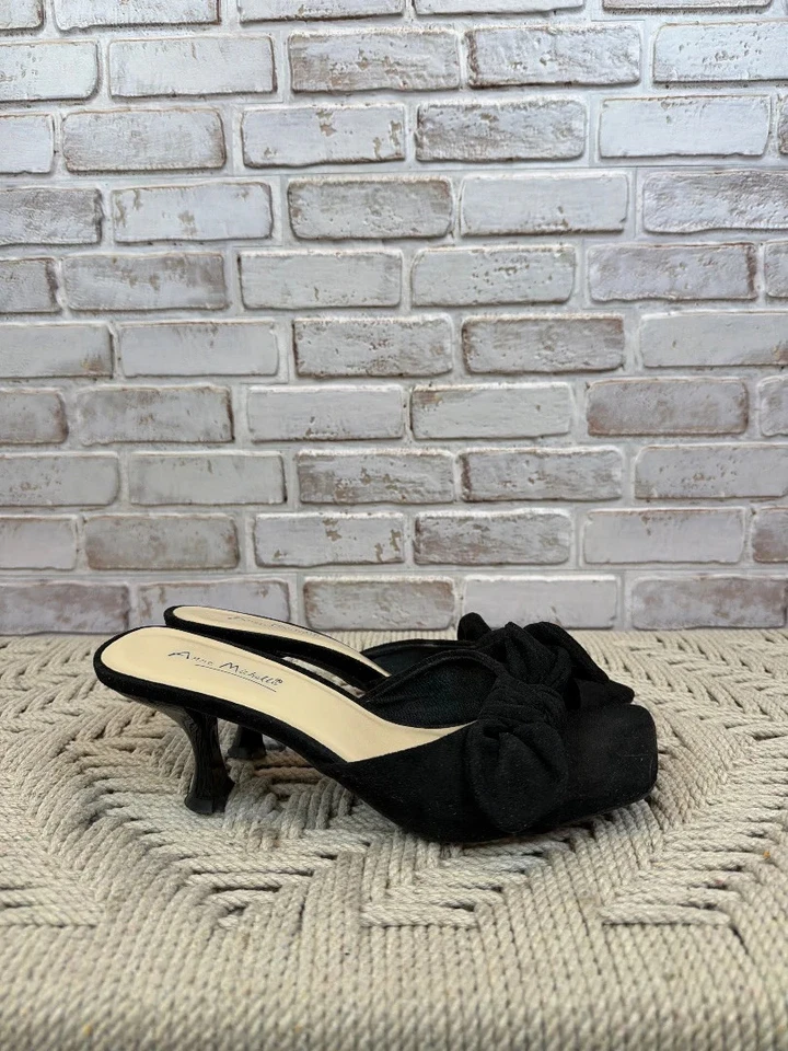 Tacones Anne Michelle Kitten, negros, 8, usados - buenos Foto 3 de 4