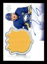 2023-24 UD Ultimate Collection Rookie Retro Material Signatures Zach Benson /99