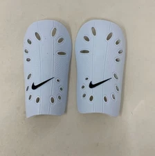 Nike J Guard Soccer Shin Guards White/Black - Small SP0040-101