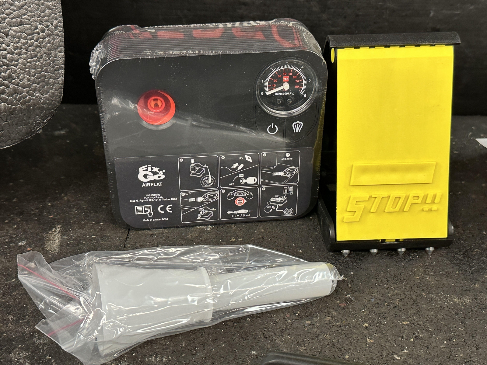 2022 MASERATI QUATTROPORT EMERGENCY SPARE TIRE JACK TOOL KIT & COMPRESSOR