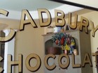 SUPER RARE CADBURY'S CHOCOLATE REVERSE ON GLASS GOLD LEAF BACK BAR MIRROR — photo 6