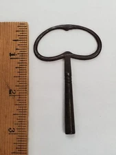 Antique Clock Winding Key With Loop Handle Marked #7 -4mm Bit